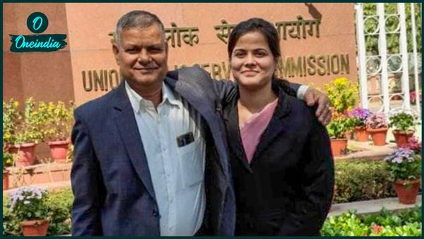 ৭ বছরের অক্লান্ত পরিশ্রমের ফল, শুধু প্রথম স্থান নয়, অনুপ্রেরণাও! জানুন আইএএস টপার শক্তি দুবের কাহিনী