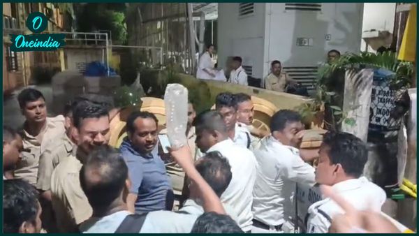 SSC: তালিকা নয়, মধ্যরাতে এল বিবৃতি! চাকরিহারাদের বিনিদ্র রাত ধর্নায় চিকিৎসকরাও, কী জানালেন ব্রাত্য?