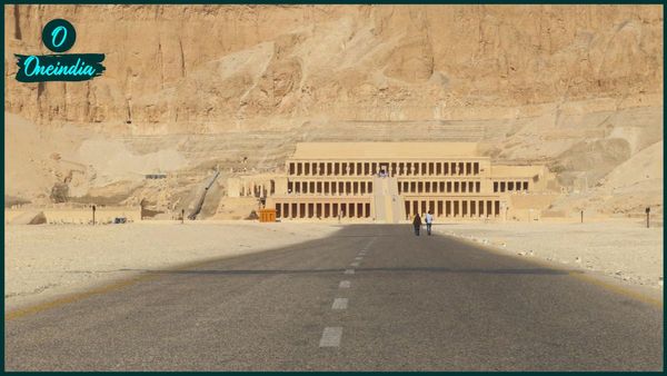 Travel: দেশ, বিদেশের এই পর্যটন স্থানগুলিতে ঘুরে দেখার অনুমতি থাকলেও ছবি তোলা নিষিদ্ধ