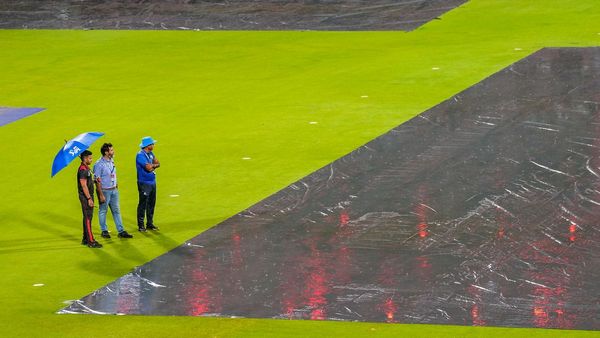 IPL 2025: থামল কলকাতার আইপিএল প্লে-অফের আশা, বেঙ্গালুরুর বিরুদ্ধে ম্যাচ গেল বৃষ্টিতে ভেস্তে