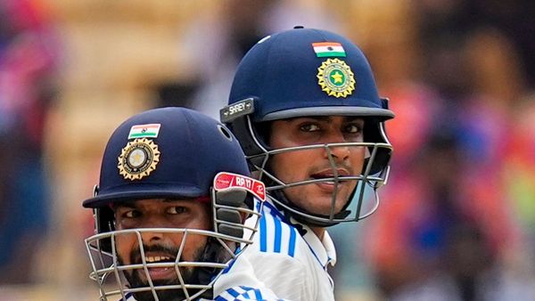 টেস্টে শুভমান গিলকে অধিনায়ক বাছল বিসিসিআই, ডেপুটি পন্থ, শামি বাদ