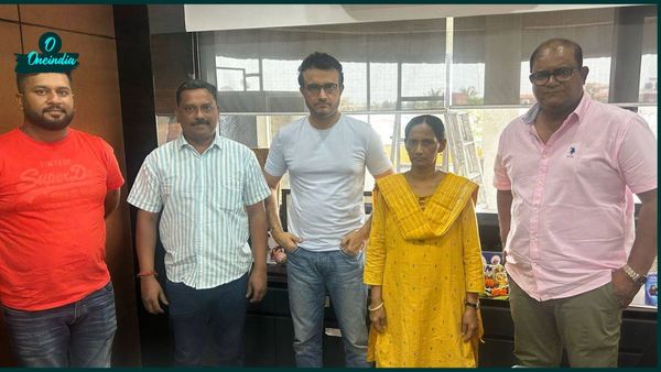 Sourav Ganguly: মানবিক মহারাজ, অসুস্থ ক্রিকেটার আকাশ বিশ্বাসের পাশে দাঁড়ালেন সৌরভ গঙ্গোপাধ্যায়