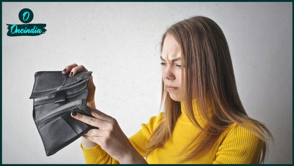 পার্সে টাকার সঙ্গে এই জিনিসগুলি রাখলেই অর্থহানি নিশ্চিত, আপনি রাখেন না তো?