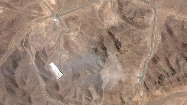 Iran: মার্কিন হামলায় পরমাণু কেন্দ্রগুলিতে ব্যাপক ক্ষতি হয়েছে, সুর বদলে ক্ষতিপূরণ দাবি ইরানের