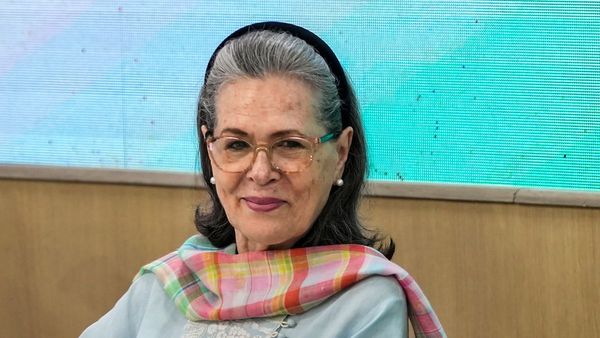 Sonia Gandhi: ফের হাসপাতালে ভর্তি হলেন সোনিয়া গান্ধী, আরোগ্য কামনায় শুভানুধ্য়ায়ীরা