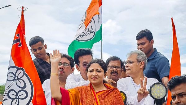 Kaliganj Result: কালীগঞ্জে তৃণমূলের জয় সরকারি সিলমোহরের অপেক্ষায়, ধন্যবাদ জানালেন মমতা