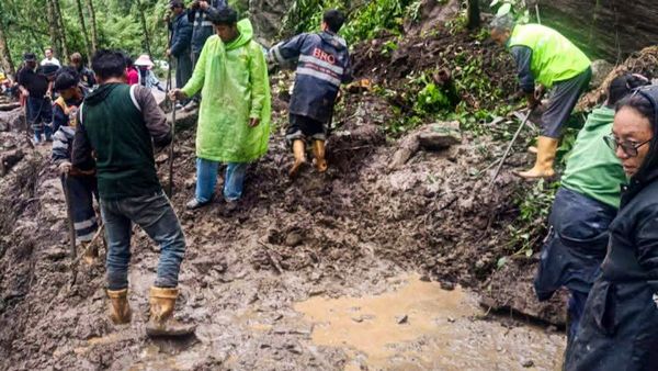 Northeast Floods: বন্যা ও ভূমিধসে বিপদের মুখে উত্তর-পূর্ব ভারত, চলছে উদ্ধারকার্য, নেমেছে সেনাও
