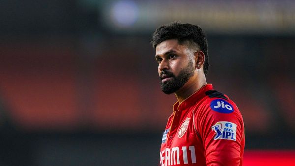 Shreyas Iyer: অধিনায়ক হিসাবে আইপিএলে অনন্য কীর্তি শ্রেয়সের, পিছনে ফেললেন সবাইকে