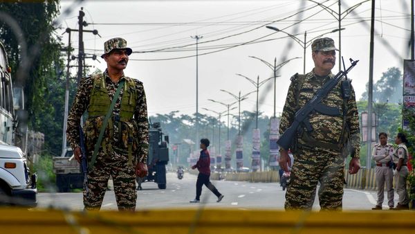 Manipur: ফের অশান্তি মণিপুরে, বন্ধ ইন্টারনেট, তীব্র বিক্ষোভ