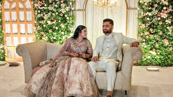 Rinku Singh Engagement: রিঙ্কু-প্রিয়ার বাগদান সম্পন্ন, কেঁদে ভাসালেন পাত্রী, ভাইরাল সোশ্যাল মিডিয়ায়