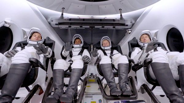 Shubhanshu Shukla: 'অনেক ঘুমিয়েছি', মহাকাশ থেকে কী অভিজ্ঞতা শেয়ার করলেন শুভাংশু শুক্লা