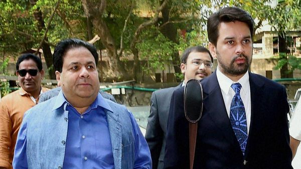 BCCI President: বিসিসিআই সভাপতি পদে রজার বিনির স্থলাভিষিক্ত হতে চলেছেন রাজীব শুক্লা! কোনপথে পরিবর্তন?