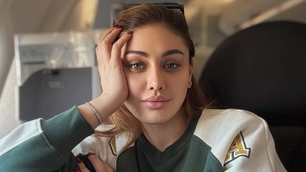 Shefali Jariwala: মাত্র ৪২-এই প্রয়াত শেফালি জরিওয়ালা, 'কাঁটা লাগা গার্ল' পরাপারে কীভাবে?