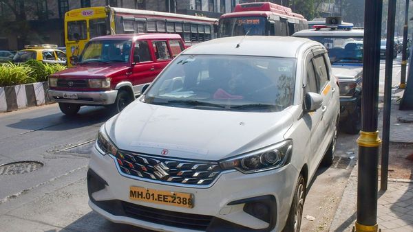 New Rules For Cab Aggregators: পিক আওয়ারে কতটা বাড়ানো যাবে ভাড়া, নতুন নিয়ম বেঁধে দিল কেন্দ্র