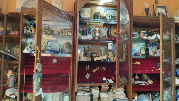 বুলা চৌধুরীর বাড়িতে ফের দুঃসাহসিক চুরি, 'পদ্মশ্রী'ও কি খোয়া গিয়েছে?