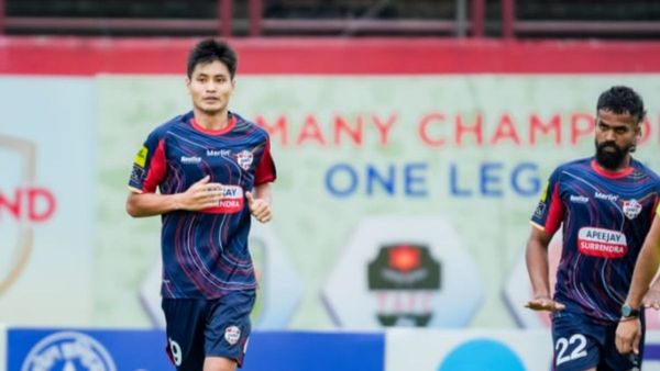 ডুরান্ড কাপের সেমিফাইনালে ইস্টবেঙ্গলের সামনে ডায়মন্ড হারবার, বিতর্কে কামিংস