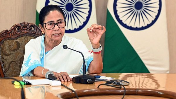 জনজাতিদের উন্নয়নে একগুচ্ছ নির্দেশ মুখ্যমন্ত্রীর, সক্রিয়তা বাড়াতে বললেন জনপ্রতিনিধিদের, অনিয়ম ঘোচাতেও তৎপরতা