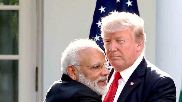 শুল্ক নিয়ে দড়ি টানাটানির মাঝেই স্থগিত হতে পারে মার্কিন দলের ভারত সফর, ফের অনিশ্চয়তা বাণিজ্য চুক্তি নিয়ে
