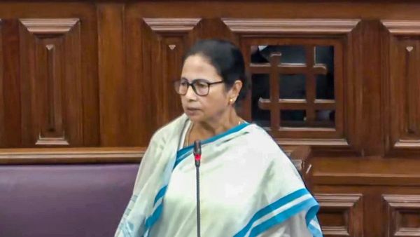 বাঙালি হেনস্থা থেকে SIR, সেপ্টেম্বরের শুরুতেই বিশেষ অধিবেশন বসবে রাজ্য বিধানসভায়