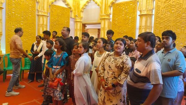 অনাথ শিশুদের নিয়ে ঠাকুর দেখার আয়োজন বসিরহাটে