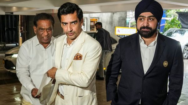 বিসিসিআইয়ে এ কী কাণ্ড! মিঠুন মানহাস সভাপতি হয়ে গড়লেন নজির