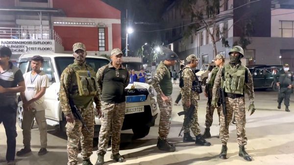 মণিপুরে অসম রাইফেলসের গাড়িতে হামলা, শহিদ দুই, কারা এর পিছনে?