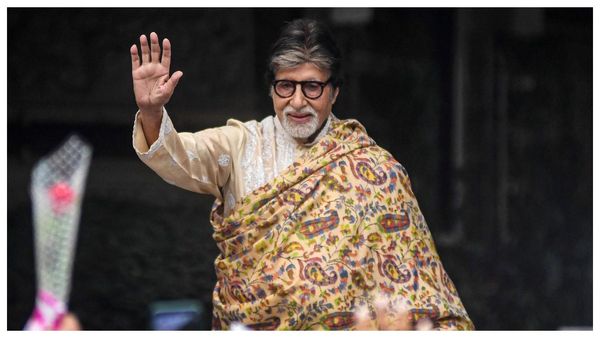 ৮৩ বছর বয়সেও অদম্য বিগ বি! দিনে ১৬ ঘণ্টা কাজে,শৃঙ্খলায় আজও অনন্য অমিতাভ বচ্চন