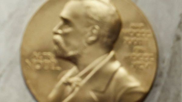 অর্থনীতিতে নোবেল পেলেন তিন গবেষক, তাঁদের কৃতিত্বের কাহিনি শুনলে অবাক হবেন