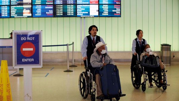 বিমানবন্দরে হুইলচেয়ার পরিষেবার নিয়মে বদল আনল ডিজিসিএ