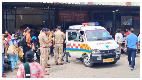 আলিপুরের আলমারিকাণ্ডে নতুন মোড়,সঞ্জয়ের আত্মীয়দের জেরায় পুলিশ, উঠছে নানা প্রশ্ন