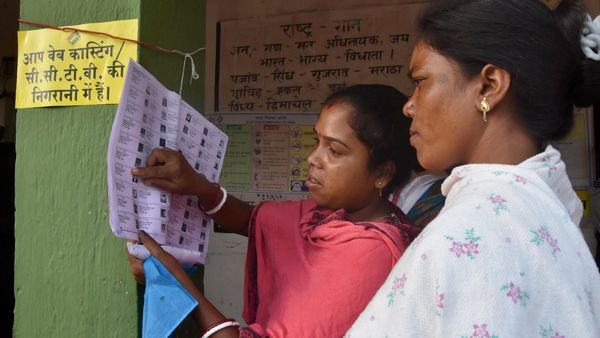 ২০০২-এর তালিকায় নাম আছে তো? খুঁজবেন কীভাবে? এভাবে বার করুন নিজেই, রইল পদ্ধতি