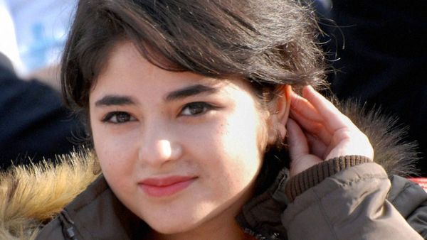 ‘কবুল হ্যায়’! ইসলামের টানে বলিউড ত্যাগ! এবার বিয়ের পিঁড়িতে ‘দঙ্গল’ কন্যা জায়রা, স্বামী কে?