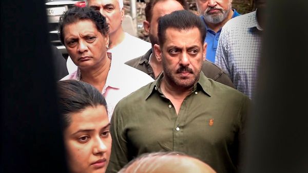 বালুচিস্তানকে আলাদাভাবে উল্লেখ করায় সলমন খানকে 'সন্ত্রাসবাদী' তালিকায় ফেলল পাকিস্তান