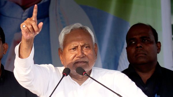 বিহার নির্বাচনের আগে ১১ জন নেতাকে বহিষ্কার করল জেডিইউ, সরগরম বিহারের রাজনীতি