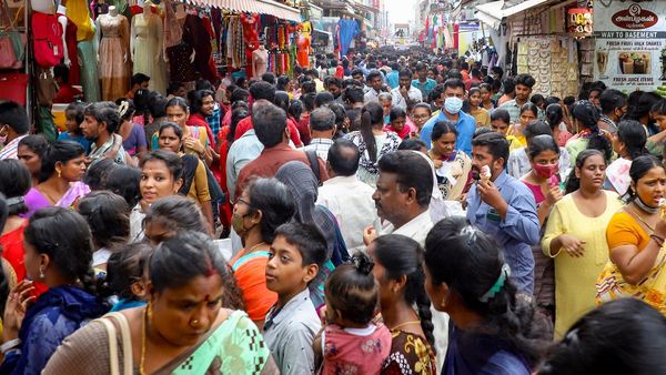 এবছর দীপাবলিতে রেকর্ড! বিক্রি ছাড়াল ৬.০৫ লক্ষ কোটি টাকা, নেপথ্যে কোন কারণ?