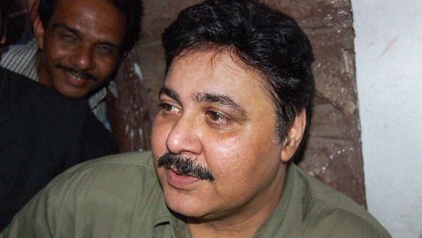 সতীশ শাহের কৌতুক অভিনয় যুগে যুগে হাসি ফুটিয়েছে দর্শকদের মুখে