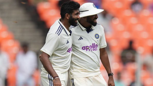 ওয়েস্ট ইন্ডিজকে ১৬২ রানে থামাল ভারত, শ্রীনাথের কীর্তি স্পর্শ বুমরাহর, সফল সিরাজ-কুলদীপও