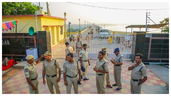 অবশেষে কি পতন হল রক্তচক্ষু হিদমার? পূর্ব গোদাবরীতে ধুলোয় মিশল নকশালদের শীর্ষ কমান্ডার