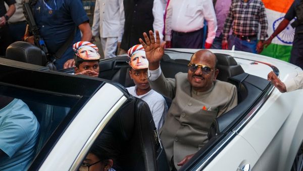 বিএলওদের আত্মহত্যার প্রকৃত কারণ অনুসন্ধান করা হবে, মন্তব্য রাজ্যপালের