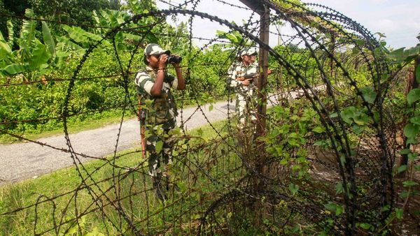 বাংলাদেশে পালাতে গিয়ে ফের গ্রেফতার অবৈধ অনুপ্রবেশকারী, হু-হু করে বাড়ছে সংখ্যা