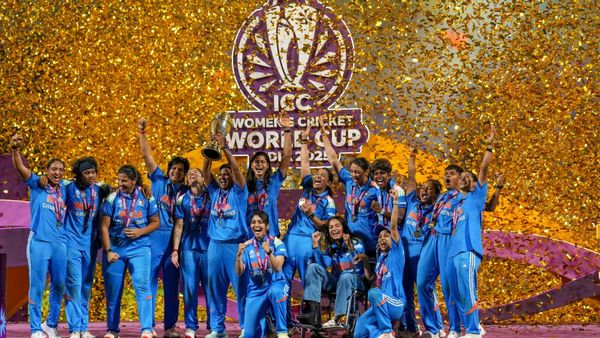 বিশ্বকাপ জয়ে হরমনপ্রীত মেয়েদের ক্রিকেটের কপিল! বাধা অতিক্রম করে কৌর বললেন এই তো শুরু