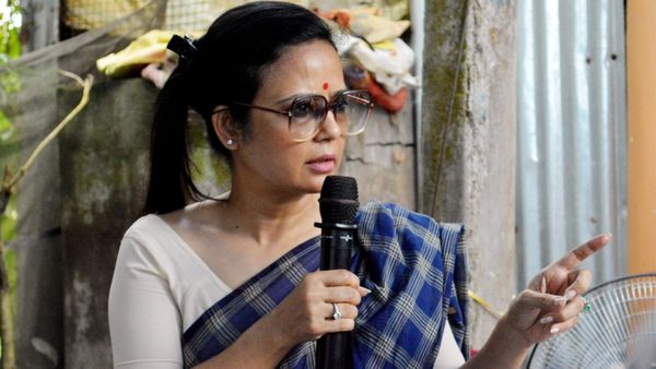 সিবিআইকে দেওয়া লোকপালের আদেশকে চ্যালেঞ্জ করে দিল্লি হাইকোর্টে মহুয়া, শুনানি শুক্রবার