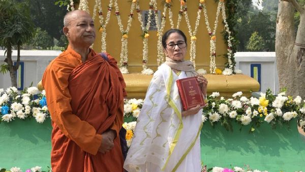 সংসদের 'নিষেধাজ্ঞা'য় বাংলার অপমান! ২০২৯ সালের আগেই ভেঙে যেতে পারে কেন্দ্রের সরকার, দাবি মমতার