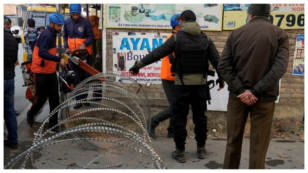 ফরিদাবাদ থেকে আনা বিস্ফোরক ফেটে বিপর্যয়, নওগাঁও থানায় ভয়াবহ বিস্ফোরণে মৃত্যু ৯ জনের