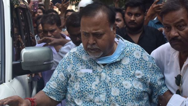 পার্থ বিধানসভায় আলাদা ঘর পাবেন না, থাকতে হবে বাকি বিধায়কদের মতোই, স্পষ্ট করলেন অধ্যক্ষ