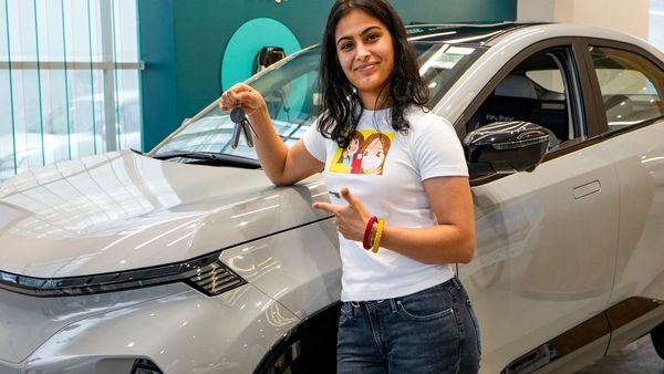 'যৌনতার সম্পর্কের জন্য সেরা গাড়ি'! নতুন এই গাড়িটির বিজ্ঞাপন দেখে শোরগোল গোটা বিশ্বে, কী এমন আছে এতে?