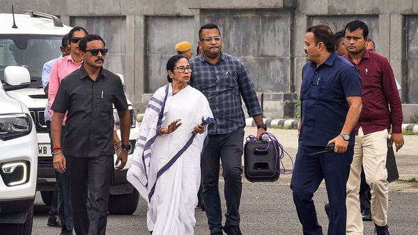 ফের উত্তরবঙ্গ সফরে মুখ্যমন্ত্রী মমতা, পরপর একাধিক প্রশাসনিক বৈঠক