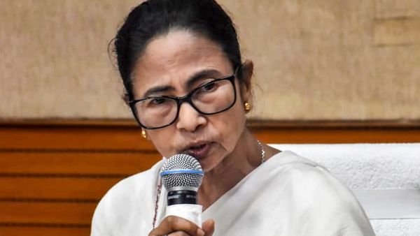 ২০২৬-এর ছুটির তালিকা প্রকাশ করল নবান্ন! কতগুলি লম্বা ছুটি? কতগুলি ছুটি নষ্ট? দেখুন সম্পূর্ণ তালিকা