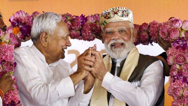 Poll Of Exit Polls: বিহারে ফের এনডিএ, পারবে না মহাজোট, জামানত জব্দ হবে প্রশান্ত কিশোরের দলের, ইঙ্গিত সমীক্ষায়