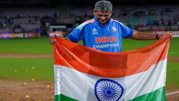 লোকে বলে দ্বিতীয় সচিন! ভারতের মেয়েদের বিশ্বজয়ের কারিগর অমল মজুমদার, কে এই ব্যক্তি? জানুন তাঁর কাহিনী